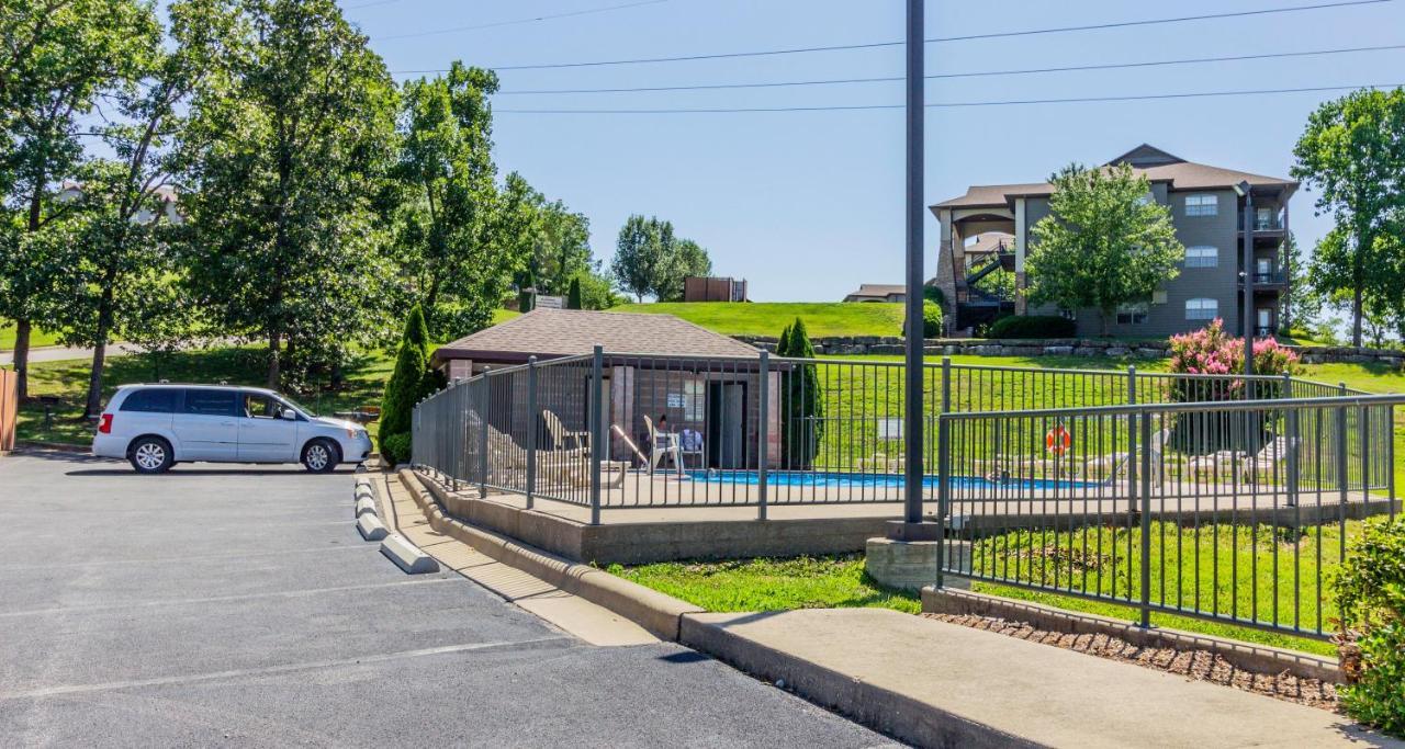 Pools Sleeps 10 Close To 76 Silver Dollar City 0502 Branson Exteriér fotografie