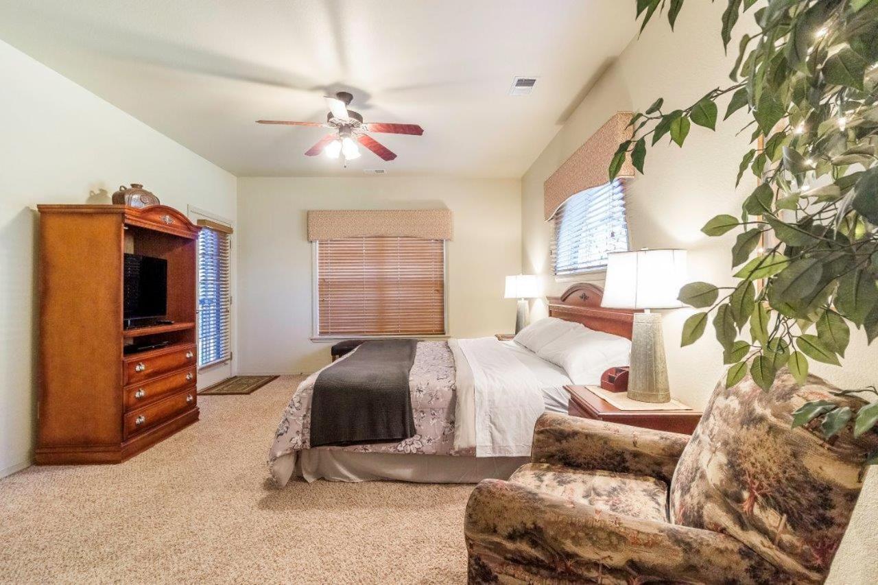Pools Sleeps 10 Close To 76 Silver Dollar City 0502 Branson Exteriér fotografie